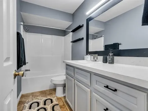 10109 Schaper Road Galveston TX 77554