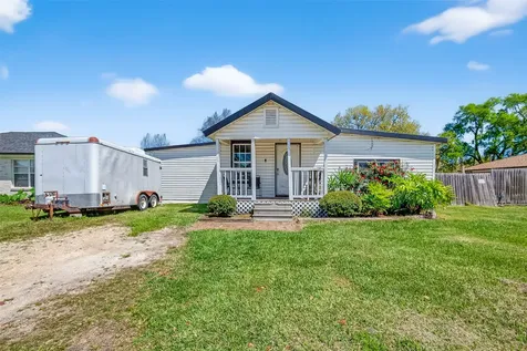 115 S Holmes Street La Porte TX 77571