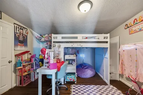 115 S Holmes Street La Porte TX 77571