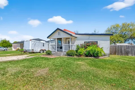 115 S Holmes Street La Porte TX 77571