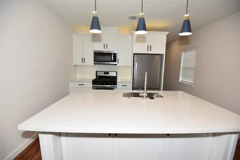 4322 Allen Street Houston TX 77007