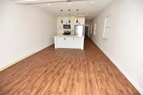 4322 Allen Street Houston TX 77007