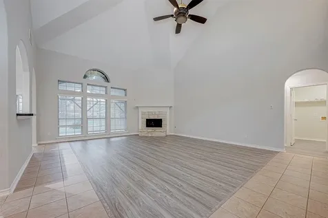 10327 Sablebrook Lane Houston TX 77095