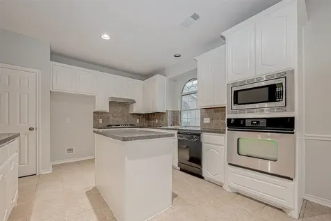 10327 Sablebrook Lane Houston TX 77095