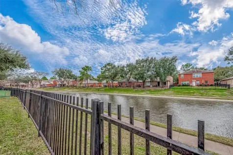 10327 Sablebrook Lane Houston TX 77095