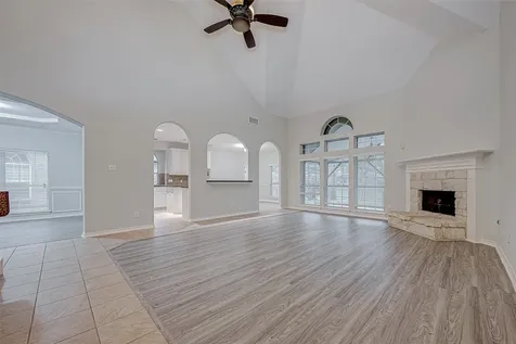 10327 Sablebrook Lane Houston TX 77095