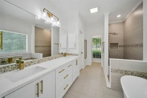 8920 Forest Lake Drive Montgomery TX 77316
