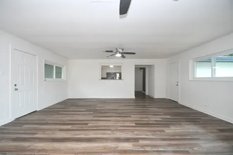 2431 Bayou Drive League City TX 77573