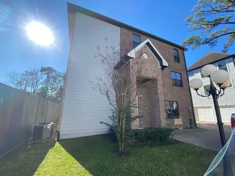 3710 Sherwood Lane 108 Houston TX 77092
