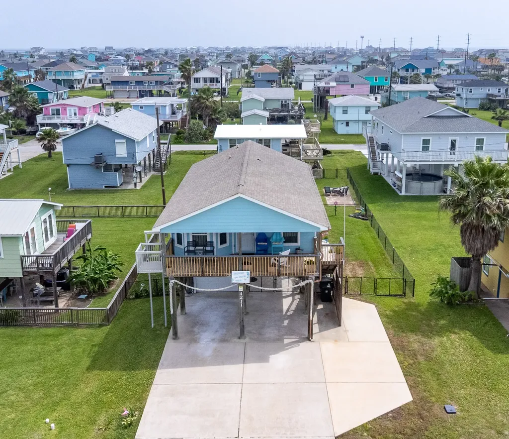4211 Hardin Drive Galveston TX 77554