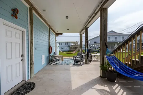4211 Hardin Drive Galveston TX 77554