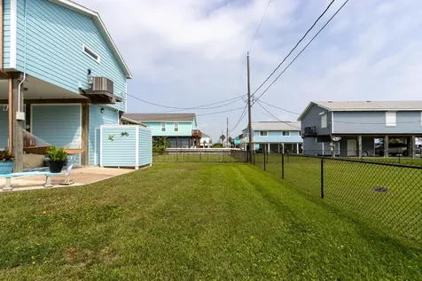4211 Hardin Drive Galveston TX 77554