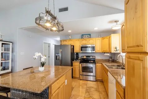 4211 Hardin Drive Galveston TX 77554