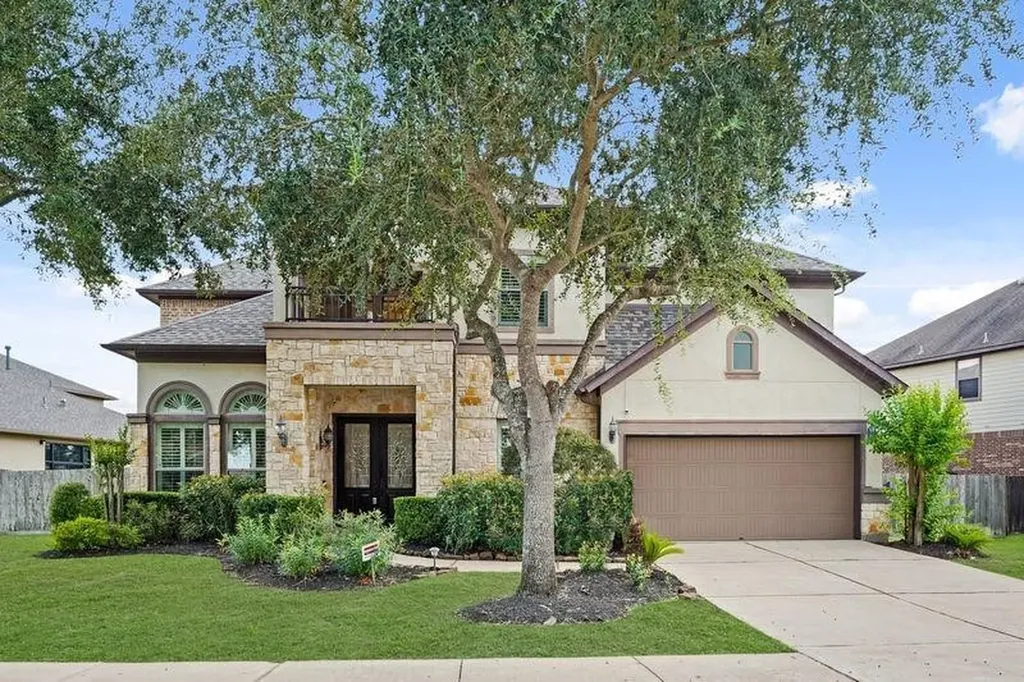 2515 Sentry Oak Way Sugar Land TX 77479