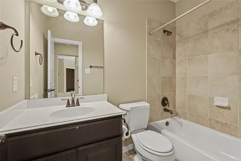 2515 Sentry Oak Way Sugar Land TX 77479