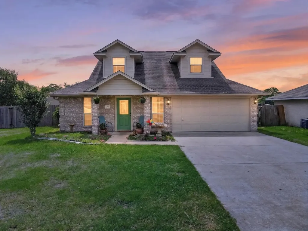 1308 Roanoke Court College Station TX 77845