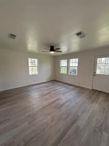 170 Lois Street Clute TX 77531