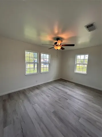 170 Lois Street Clute TX 77531