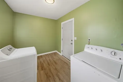 105 Lakeway Drive Crockett TX 75835