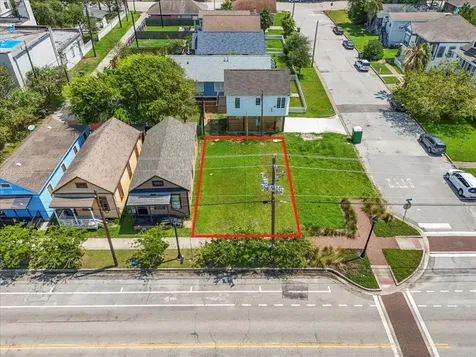 1320 27th Street Galveston TX 77550
