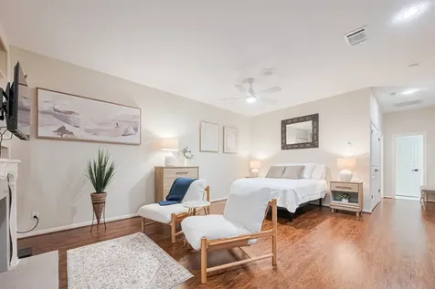 3 River Hollow Lane Houston TX 77027