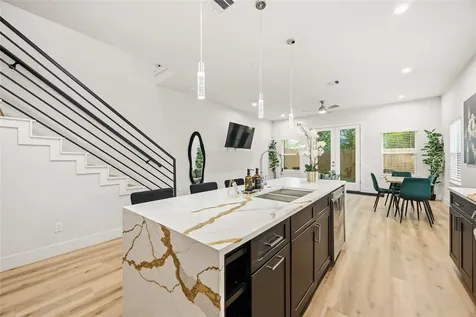 4513 Reed Road B Houston TX 77051