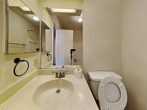 16930 Barcelona Drive Friendswood TX 77546