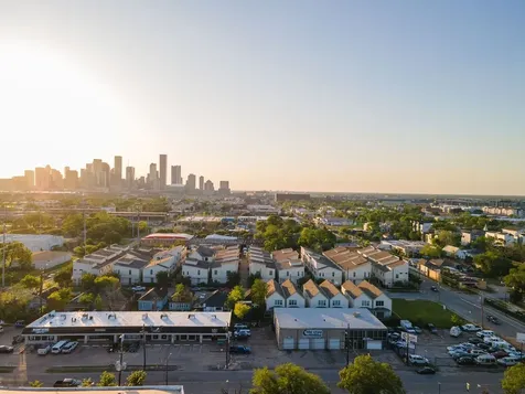 94 N Hutcheson Street Houston TX 77003