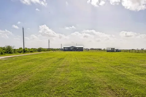 248 County Road 477 Palacios TX 77465