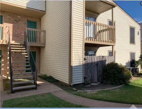 2200 Cypress Landing C-12 Houston TX 77090