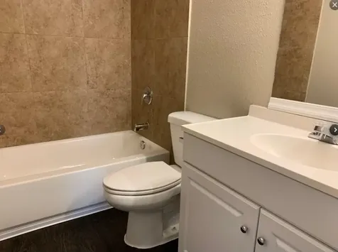 2200 Cypress Landing C-12 Houston TX 77090