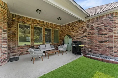 39 Tioga Place Tomball TX 77375