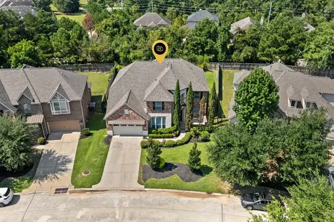 39 Tioga Place Tomball TX 77375