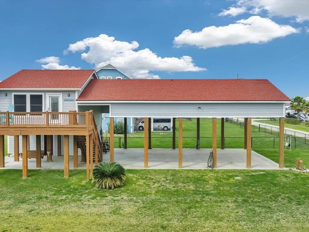 979 Sea Spray Drive Crystal Beach TX 77650