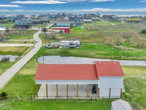 979 Sea Spray Drive Crystal Beach TX 77650