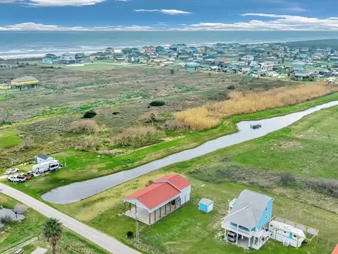 979 Sea Spray Drive Crystal Beach TX 77650