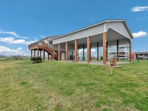979 Sea Spray Drive Crystal Beach TX 77650