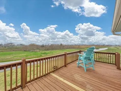 979 Sea Spray Drive Crystal Beach TX 77650
