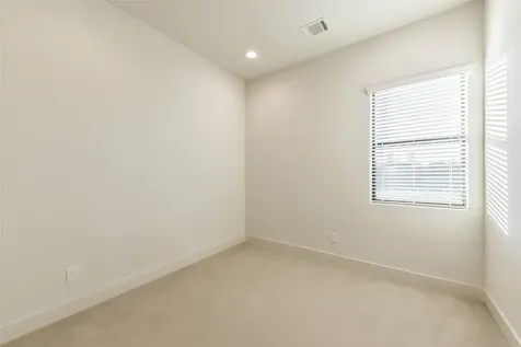 3206 N Macgregor Way A Houston TX 77004