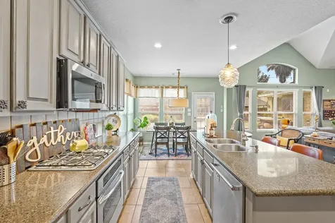 8815 Wenona Walk Missouri City TX 77459