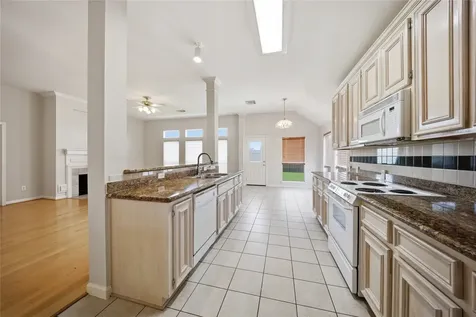 3714 Crescent Drive Pearland TX 77584