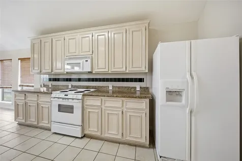 3714 Crescent Drive Pearland TX 77584