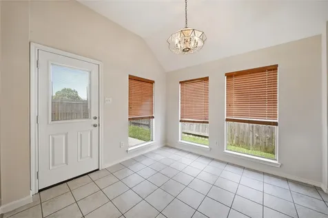 3714 Crescent Drive Pearland TX 77584