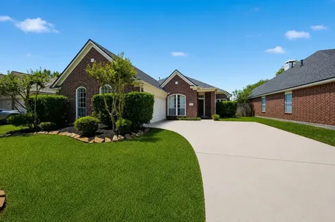 3714 Crescent Drive Pearland TX 77584