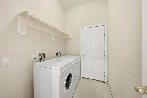 3714 Crescent Drive Pearland TX 77584