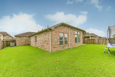 6304 Firewood Drive League City TX 77573