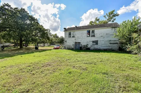 2413 E Crosstimbers Street Houston TX 77093