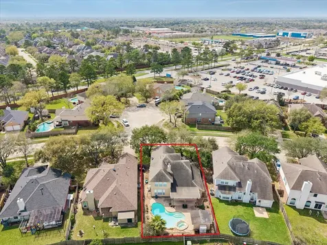 17714 Fairgrove Park Drive Houston TX 77095