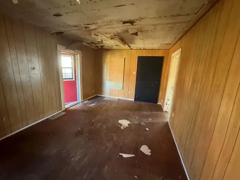 204 E Bryan Avenue Electra TX 76360