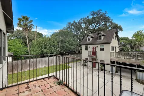 815 Hawthorne Street Houston TX 77006